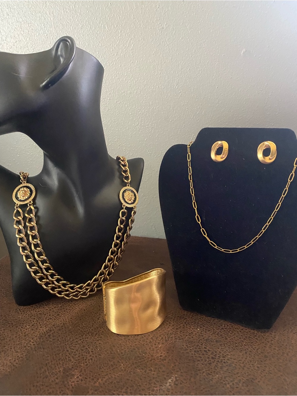 Gold-Tone Medallion Lion head Chunky Chain Necklace, Cuff Bracelet, earrings